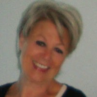yvonne van der lee