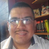 Luis Gurrola