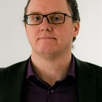Gary James