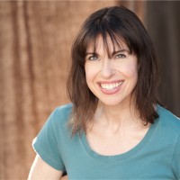 Shannon Kealey (she/her)