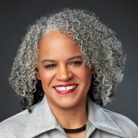 Dominique Andrews