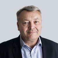 Marcel Suri