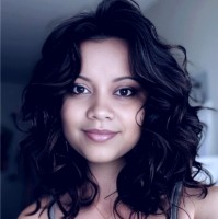 Roselle Govender