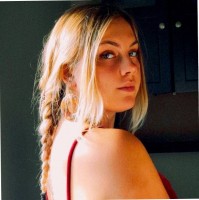 Mckenna Follett