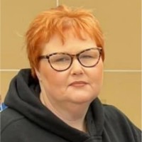 Tara Hutchinson