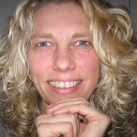 Karin Van Kraaij