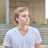 Luke Jennings