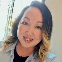 Julie Vang