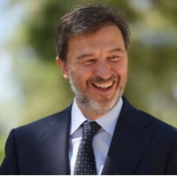 Valentino ConfaloneValentino Confalone is an Influencer