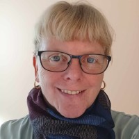 Suzanne Girard
