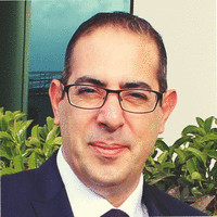 Özgür Yavuz TOPÇUOĞLU