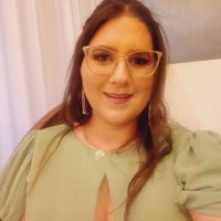 Andréia Carvalho Gomes