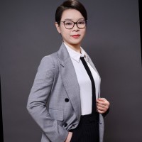 Holly Wang