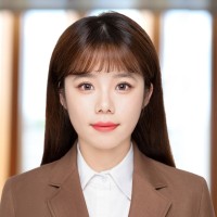 Vicky (Weiqi) Chen