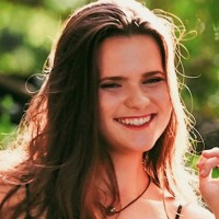 Emma L.