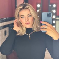 Eve Miahn