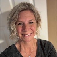 Lisa Toyne