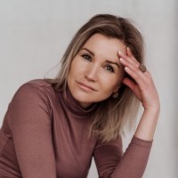 Julia Stelmakh
