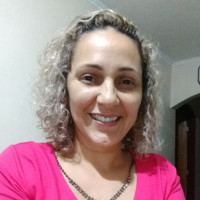 Andréia R Oliveira