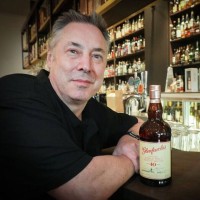 Paul Anderson 🥃 🚢