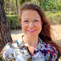 M ª Rosa Paredes Raventós