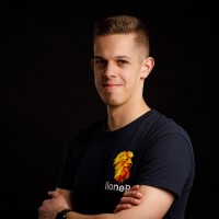 Kristóf Ádám