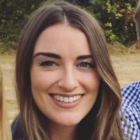 Julia Hole, Cpa