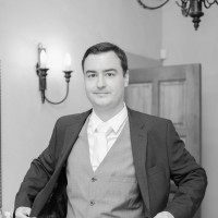 Julian Bales