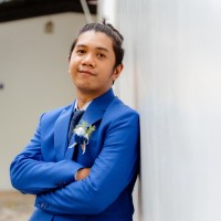 Vjon Martirez