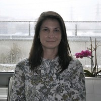 Емилия Попова