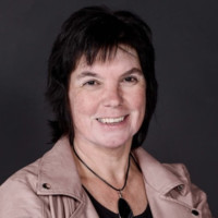 Claudia Van Vooren