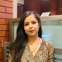 Saloni .