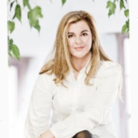 ANA ISABEL ULLOA LOBEIRAS