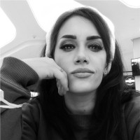 Perihan Mavzer