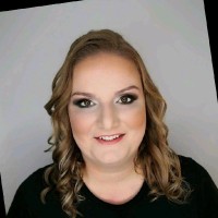 Maja Hostnikar