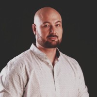 Lukasz Plocienniczak-Konik
