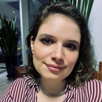 Julia Carvalho Leite