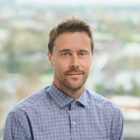 Julian Peter, Eit