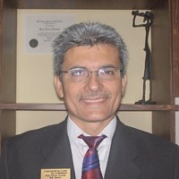 Dr. Juan Carlos Lezama B.