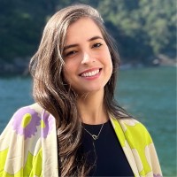 Julia Tavares