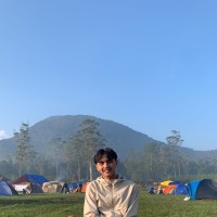 Ajzi Romadhoni