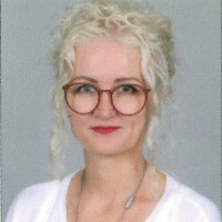 Nina Thomas
