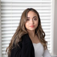 Viviana A.