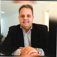 Cláudio Roberto Falce