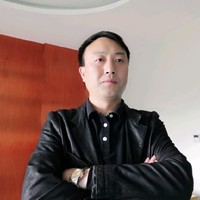 张世龙
