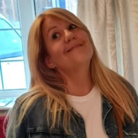 Claire Roberts