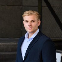 Julian Bakker
