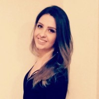 Aline Castro
