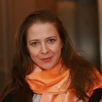 Katalin Toth