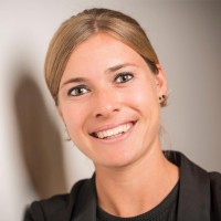 Claudia de Jong
